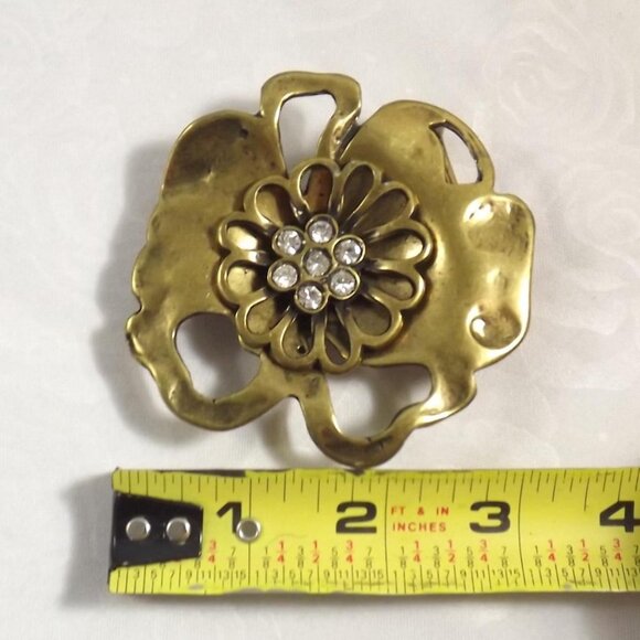 Ornate Floral Belt Buckle with Cut Outs and Rhinestones - Picture 6 of 8